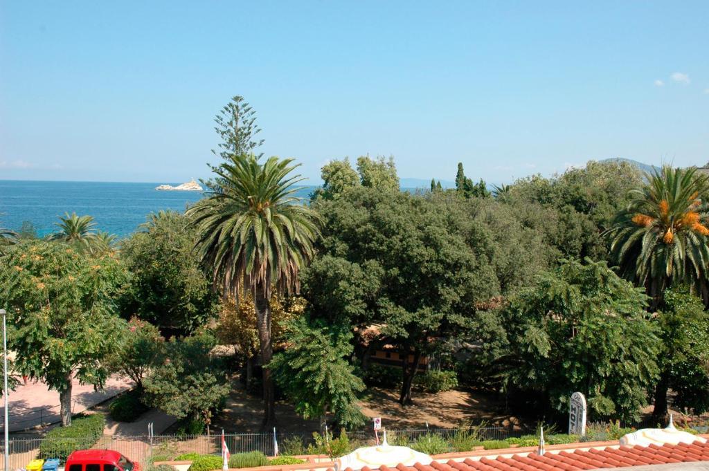 Hotel Crystal Portoferraio Extérieur photo