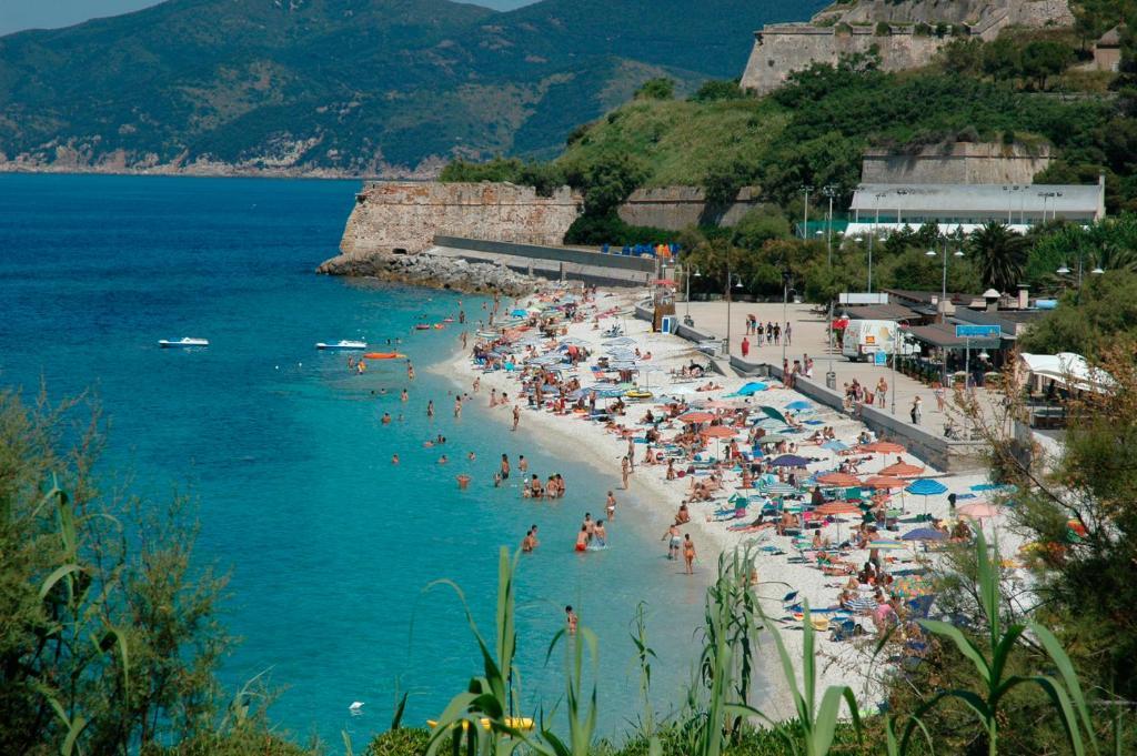 Hotel Crystal Portoferraio Extérieur photo