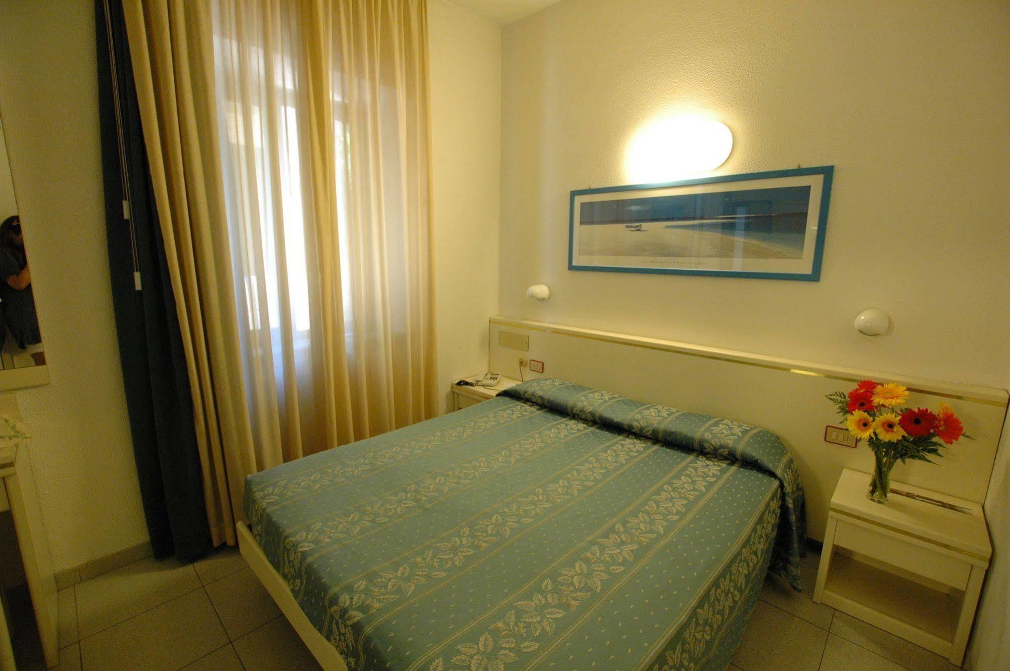 Hotel Crystal Portoferraio Extérieur photo